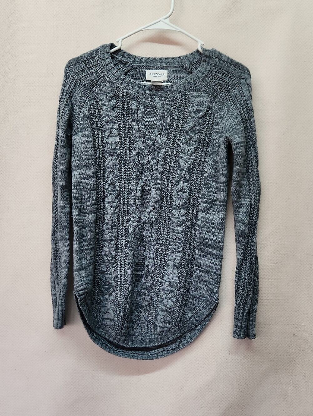 Arizona Jean Company Gray Cable-Knit Crewneck Sweater